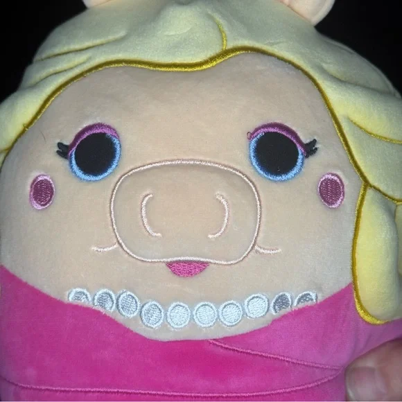 Disney Muppets Miss Piggy Squishmallow Plush 6x8 Pink Kawaii Soft Toy - Picture 2 of 9